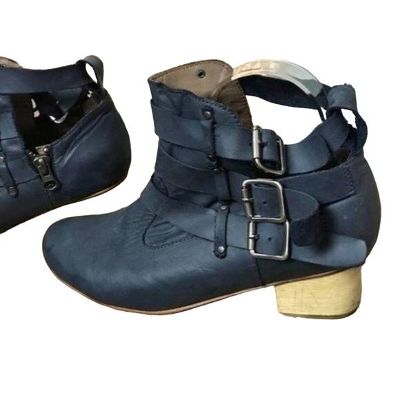 Responsibly Handcrafted Fortress of Inca Leather Booties, Navy, Boho, Festival 7 - Picture 7 of 10